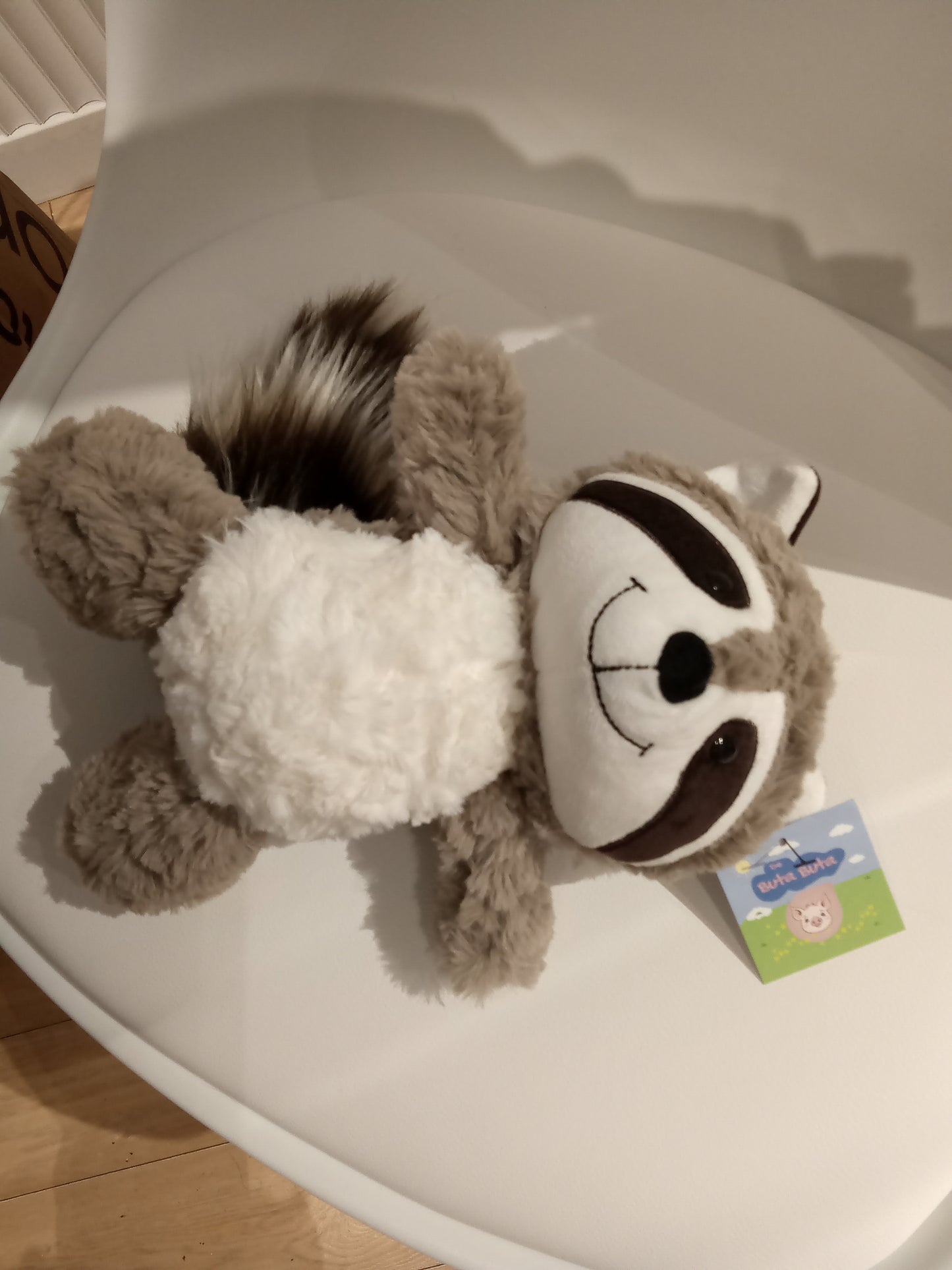 Raccoon 8 inch