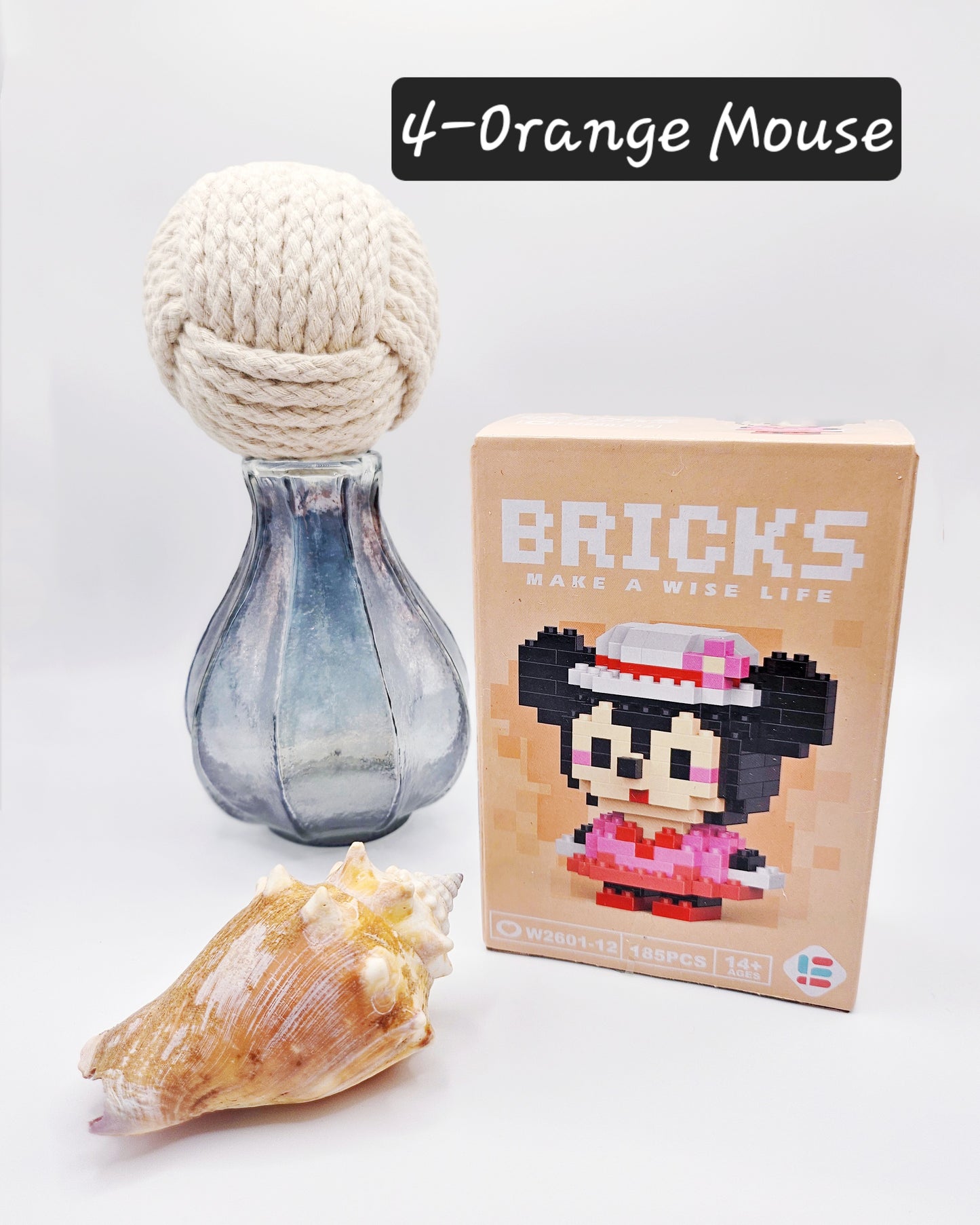 Small cartoon building blocks / 3D puzzles